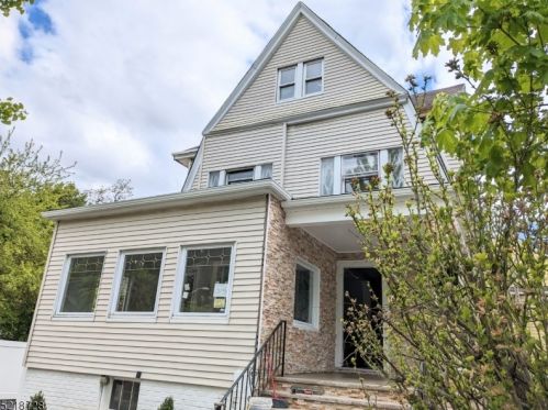 33 Wilcox Ave, East Orange NJ  07018-3320 exterior