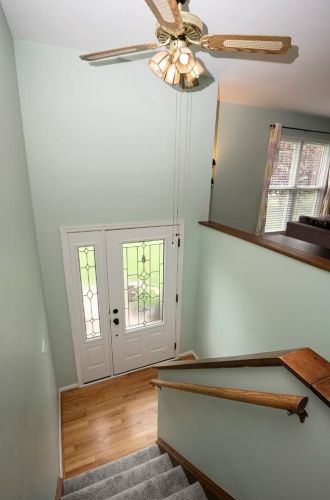7 Malibu Dr, Newport, KY 41076-1611