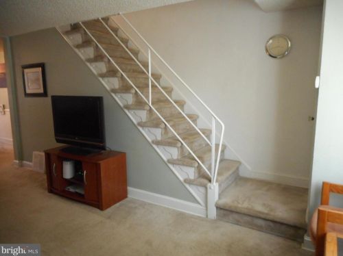 330 Pine St, Manor PA  19036-1008 exterior