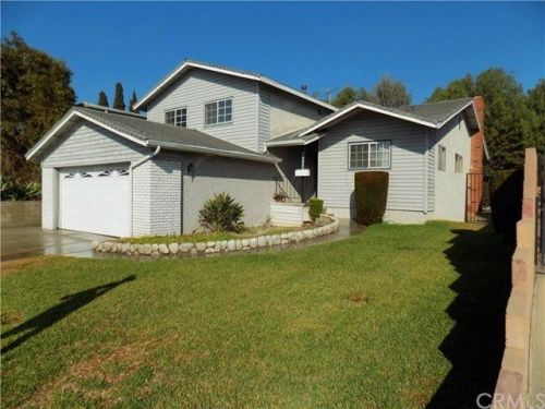 10327 Stonebank St, Bellflower, CA 90706-6830