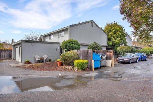4402 Culebra Ave, Santa Rosa, CA 95409-3401