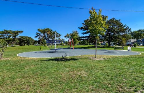 1045 Lyons St, Hammond IN  46320-2619 exterior