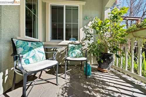 9744 Golden Sky Way, Gilroy CA  95020-9663 exterior