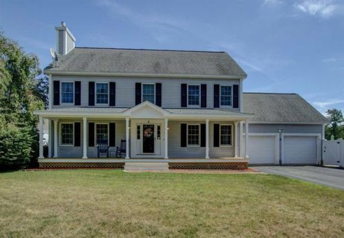 5 Kalebs Ct, Seabrook, NH 03874-5603