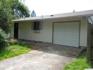 2390 Trade St, Salem, OR 97301-6771