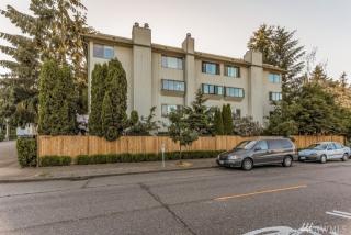 11401 Roosevelt Way, Seattle, WA 98125-6239