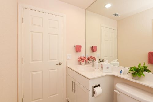 2 Tosca, Fort Pierce FL 34951-2819 exterior