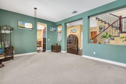 662 Canterbury Cir, Vacaville CA  95687-8225 exterior