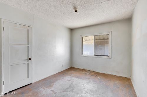 2930 17 Ave, Phoenix AZ exterior