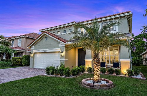 7630 Heritage Blvd, Hobe Sound, FL 33455-7800