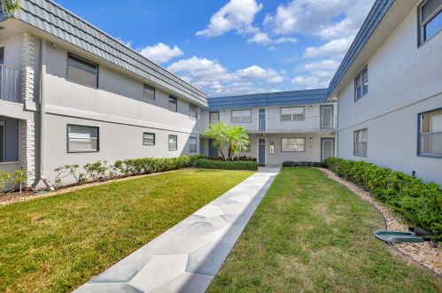 357 Brittany H, Delray Beach FL  33446-1124 exterior