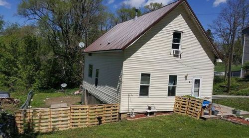 413 Park Ave, Cliffland, IA 52501-1843