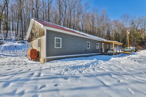 29 Mountain Rd, Weare, NH 03281-5618