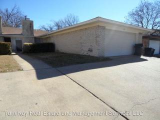 2931 Las Vegas Trl, Fort Worth TX  76116-3301 exterior
