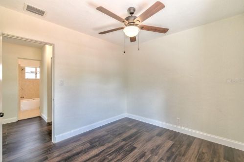3210 11th Ave, Saint Petersburg FL  33713-5404 exterior