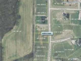 679 Burning Tree Dr, Defiance, OH 43512-8561