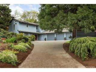 975 Torrey View Ln, Portland, OR 97229-6547