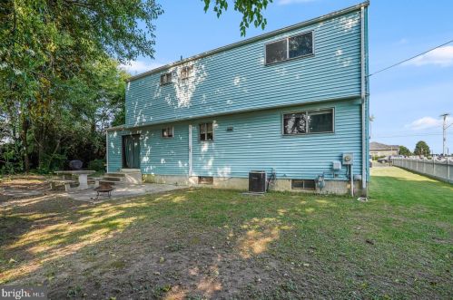 2024 State St, Dover DE  19901-5814 exterior