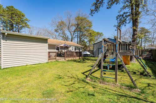 1229 Sylvania Pl, Lacey NJ  08731-4440 exterior