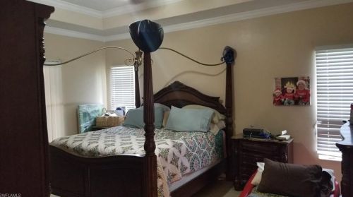 1170 Golden Gate Blvd, Naples, FL 34120-2175