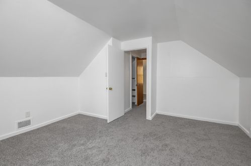 1341 107, Milwaukee WI 53225-3930 exterior