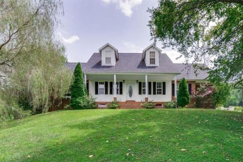 2200 Fowler Hollow Rd, Lynnville, TN 38472-5106