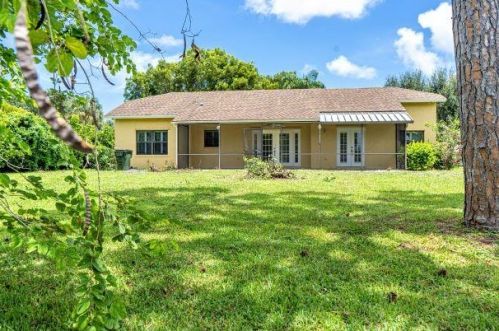 940 Sunflower Ave, Delray Beach FL  33445-1993 exterior