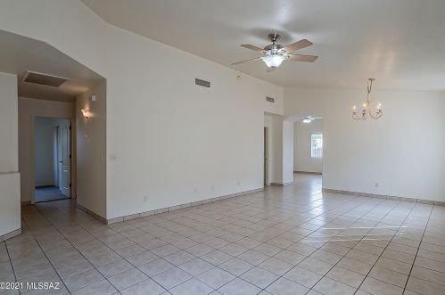 2863 Simplicity Dr, Tucson, AZ 85741-1578