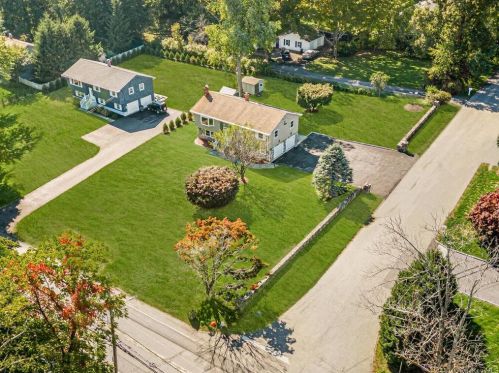 2687 Old Yorktown Rd, Yorktown Hgts NY  10598-3136 exterior