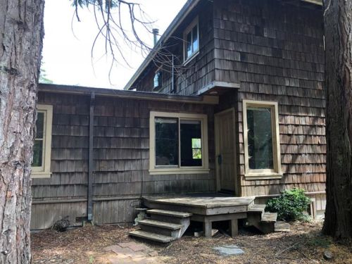 42265 Little Lake Rd, Mendocino, CA 95460-9783