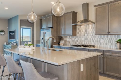 17240 Spur Dr, Sun City, AZ 85387-1046