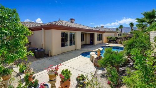 79786 Joey Ct, La Quinta CA  92253-8155 exterior