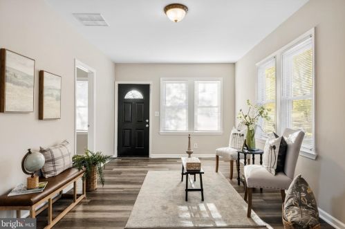 313 Kendall Blvd, Camden, NJ 08107-2413