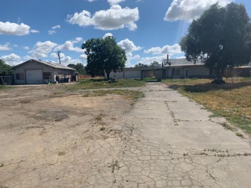 7416 10th St, Rio Linda, CA 95673-1530