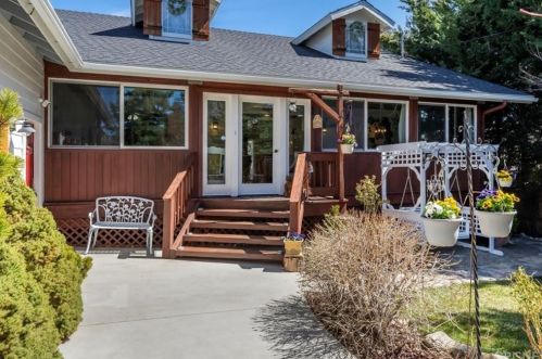 1110 Snowline Dr, Frazier Park, CA 93225-9698