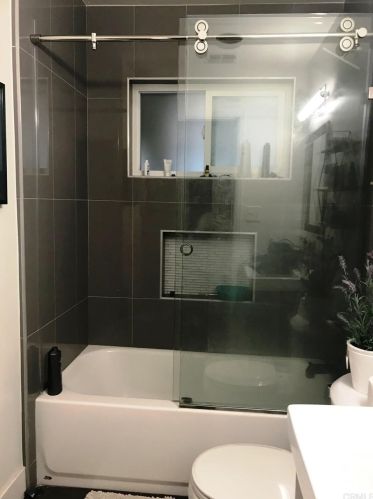 4265 Lochlomond St, San Diego CA 92111-3628 exterior