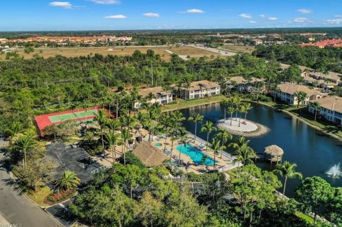 23125 Coconut Shores Dr, Bonita Springs FL 34134-9107 exterior