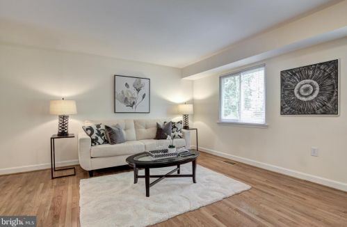 6067 Bonnie Bern Ct, Springfield VA  22015-3365 exterior