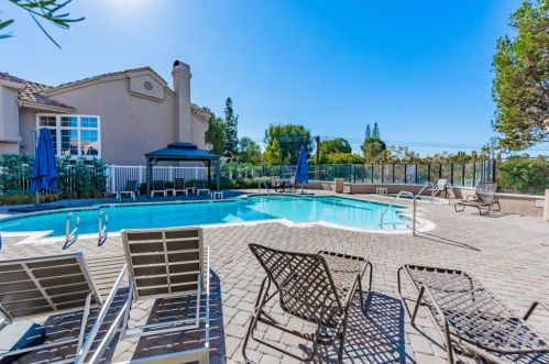 3028 Primrose Ln, Fullerton, CA 92833-4961