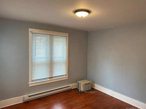 300 Terryville Ave, Bristol CT  06010-4070 exterior