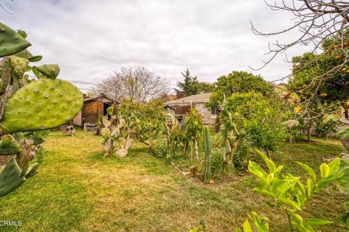 4973 Strickland Dr, Oxnard CA  93036-1052 exterior
