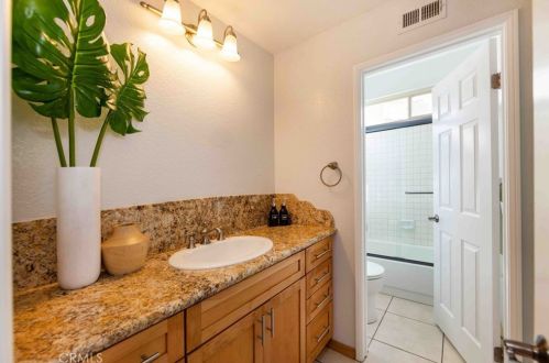 4565 Sea Bluff Cir, Carlsbad CA  92008-3671 exterior