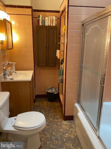 4601 C St, Philadelphia PA 19134-3417 exterior