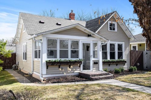 2729 Vernon Ave, Minneapolis, MN 55416-1837