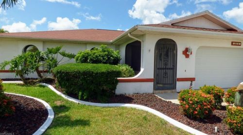 314 2nd St, Cape Coral, FL 33990-1021