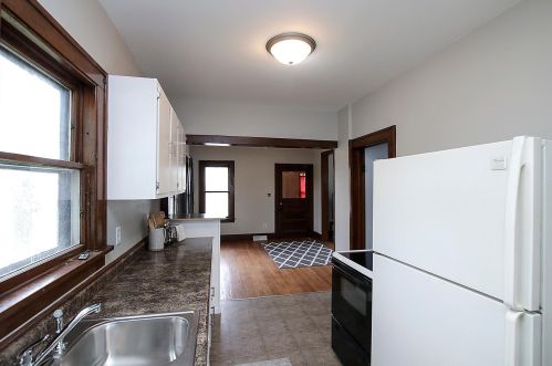 500 Milkyway St, Cosmos MN  56228-9792 exterior