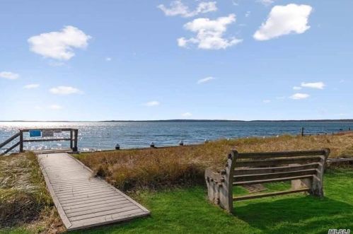 450 Bay Haven Ln, Southold NY  11971-4346 exterior