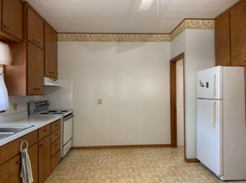 301 Florence Ave, Lowry, MN 56349-4405