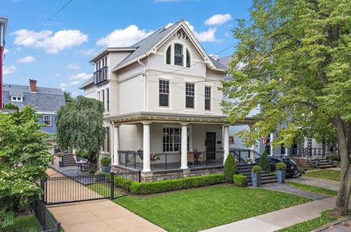 5305 Westminster Pl, Pittsburgh, PA 15232-2120