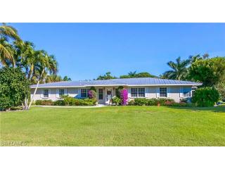 1472 Murex Dr, Naples, FL 34102-5146